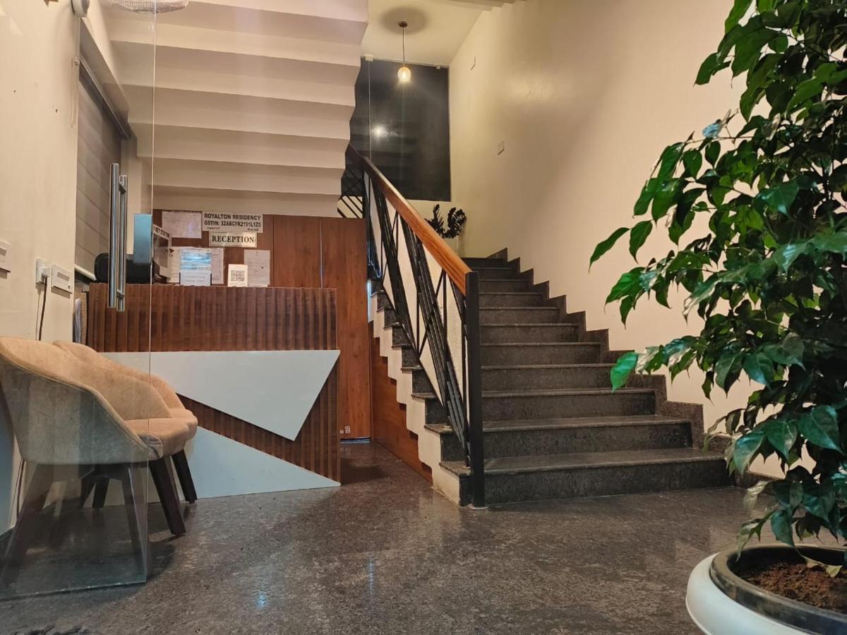 Hotel Royalton Residency Mundakāyam Exterior foto