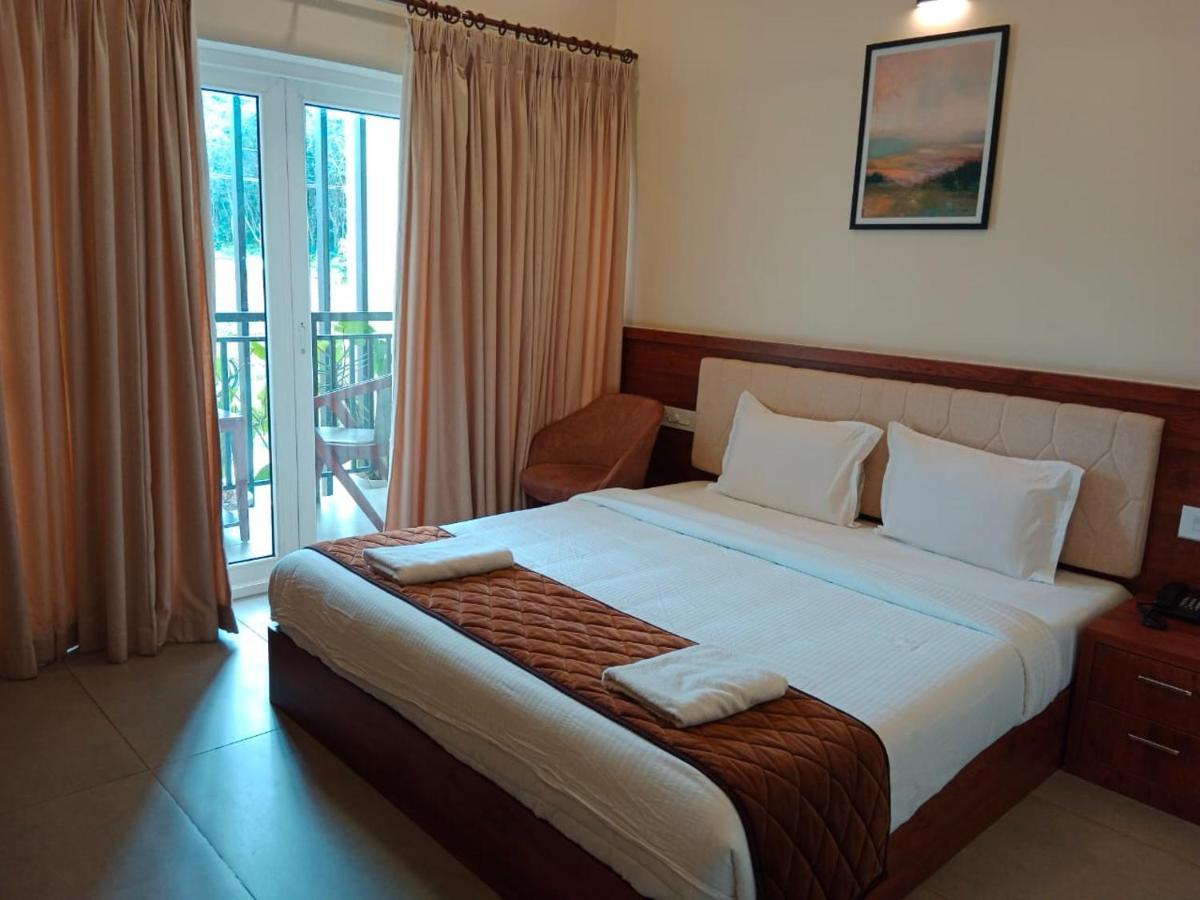 Hotel Royalton Residency Mundakāyam Exterior foto